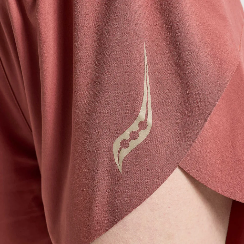 Saucony Dames Pinnacle 2.5" Short Apple Butter|Dames Tights En Shorts