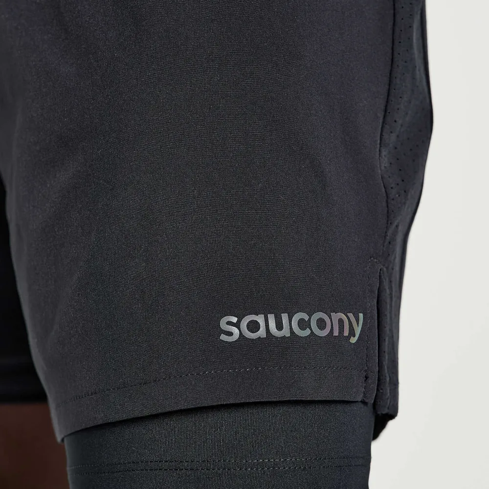 Saucony Heren Outpace 7" 2-In-1 Short Black|Heren Tights And Shorts